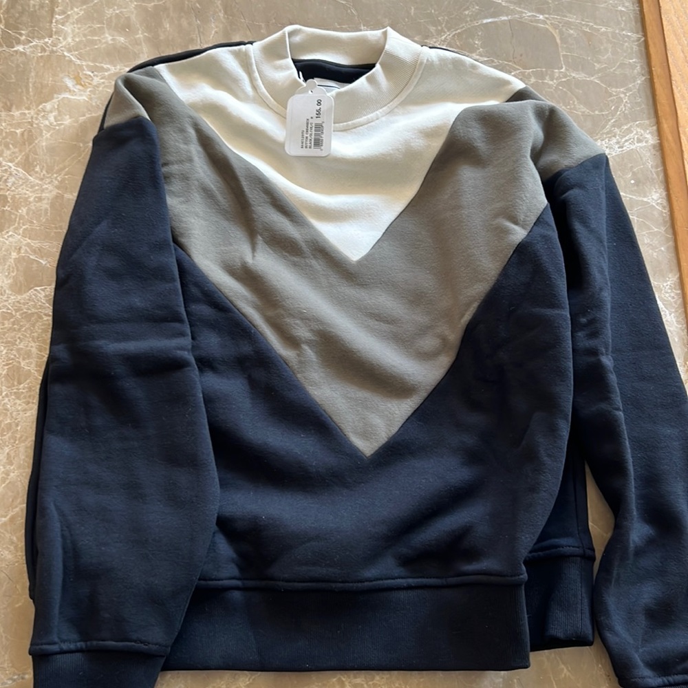 Wesley crew neck sweatshirt NWT